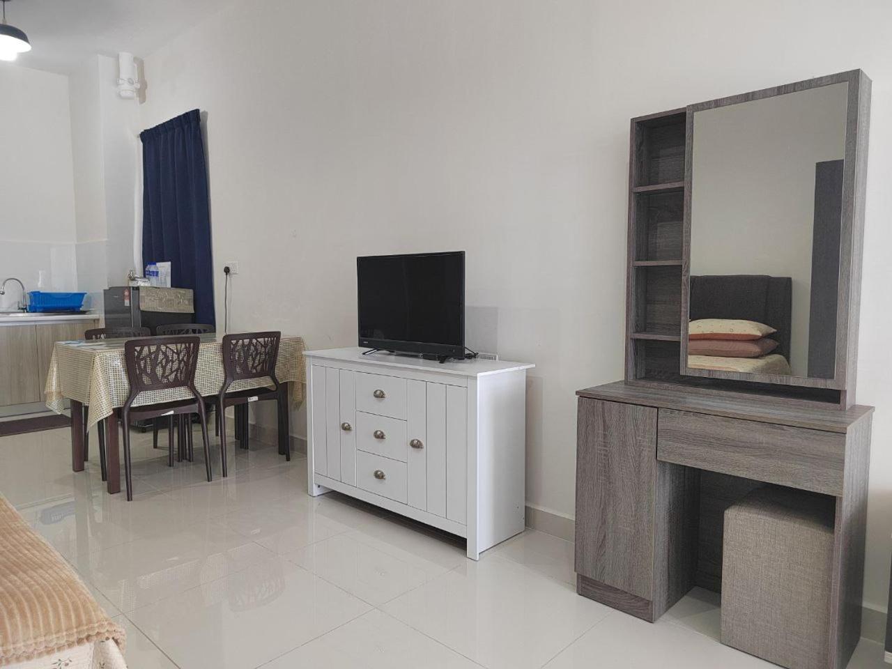 Studio Suite Homestay Klia Sepang Exteriér fotografie