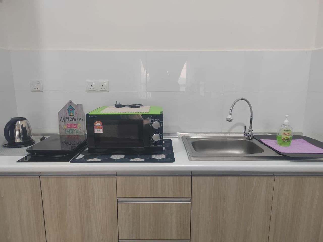 Studio Suite Homestay Klia Sepang Exteriér fotografie